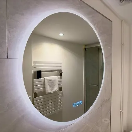 Hyper Centre - Chez Arnaud *